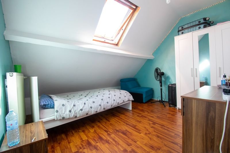 Woning met 4 slaapkamers en koer aan de Vlaamsekaai — foto 2