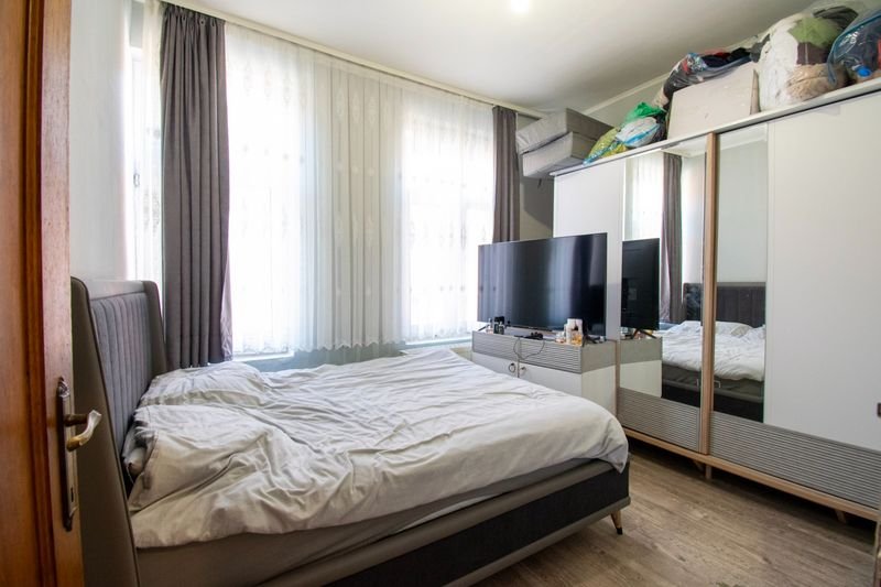Woning met 4 slaapkamers en koer aan de Vlaamsekaai — foto 3