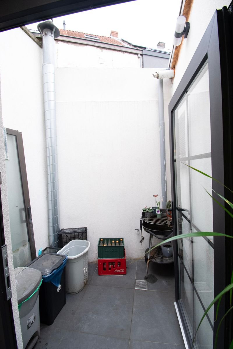 Totaal gerenoveerde en instapklare energiezuinige woning — foto 6
